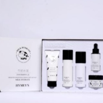 Milk Hydrating brightening facial